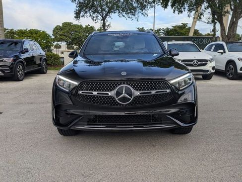 Used 2023 Mercedes-Benz GLC 300 image 2