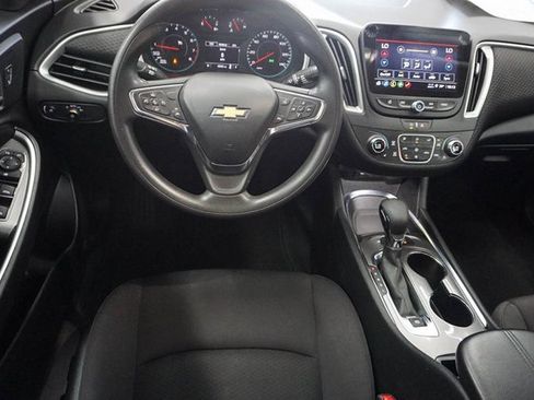 Used 2024 Chevrolet Malibu LT image 15