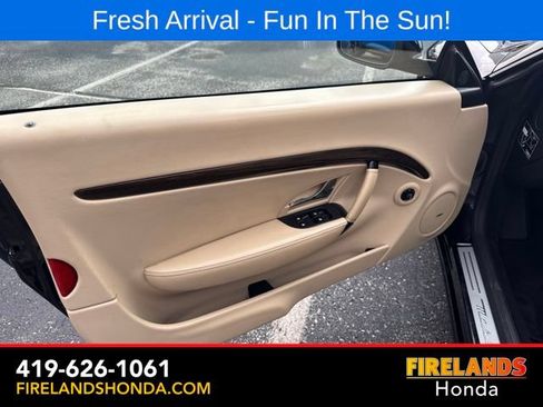 Used 2012 Maserati GranTurismo Convertible RWD image 14