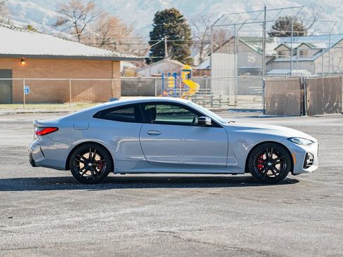 Used 2023 BMW 430i xDrive Coupe w/ M Sport Package image 4