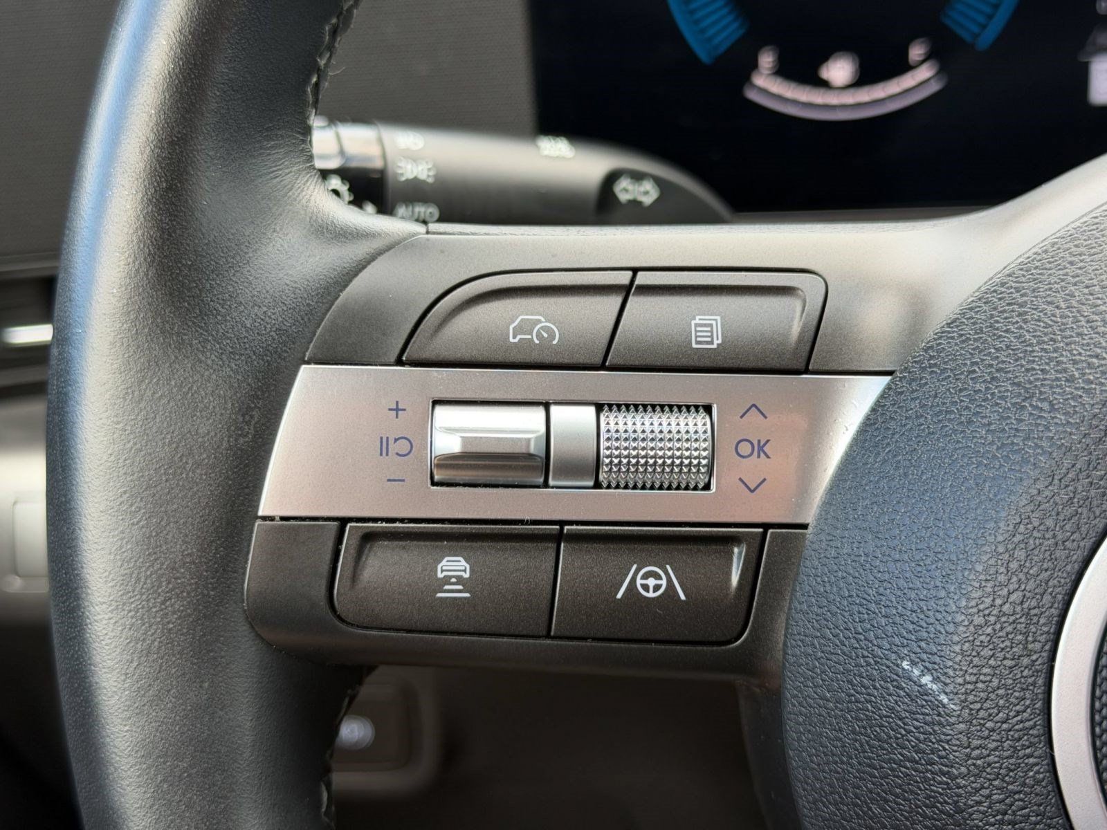 Used 2026 Hyundai Kona SEL Sport FWD image 18