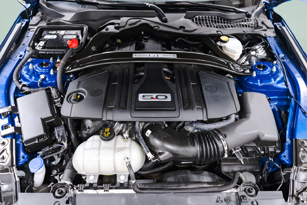 Used 2022 Ford Mustang GT Premium w/ GT Performance Package RWD image 2