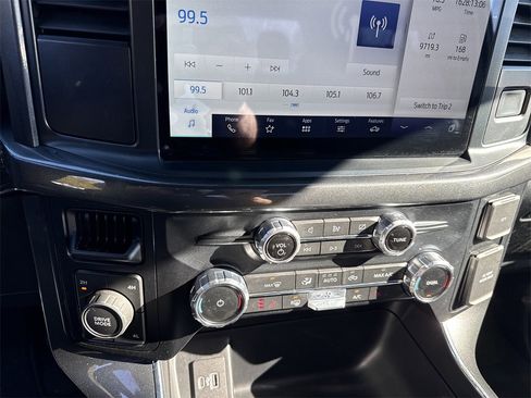 Used 2022 Ford F150 XLT w/ Equipment Group 302A High image 29