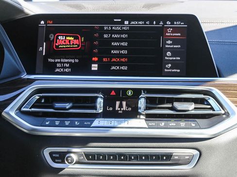 Used 2023 BMW X5 xDrive40i w/ Premium Package image 14