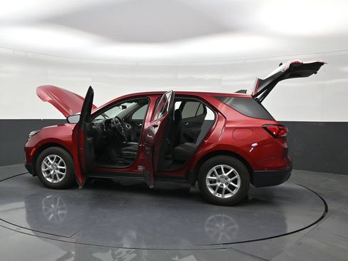 Used 2024 Chevrolet Equinox LT FWD image 29