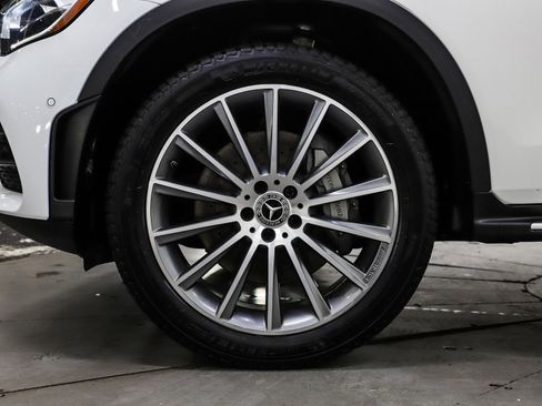 Used 2020 Mercedes-Benz GLC 300 4MATIC Coupe image 33