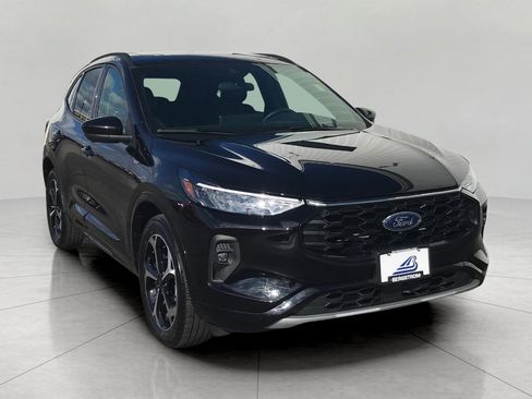 Used 2023 Ford Escape ST-Line Select w/ Tech Pack #2 image 1