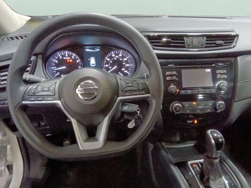 Used 2017 Nissan Rogue S image 13