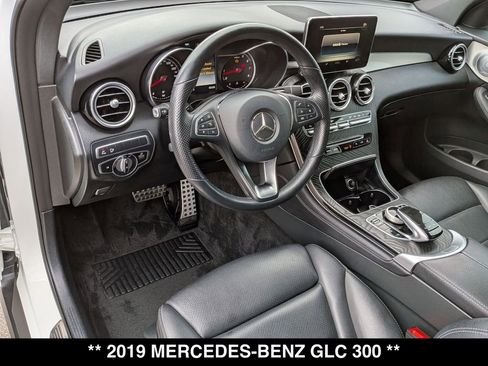 Used 2019 Mercedes-Benz GLC 300 4MATIC Coupe image 12