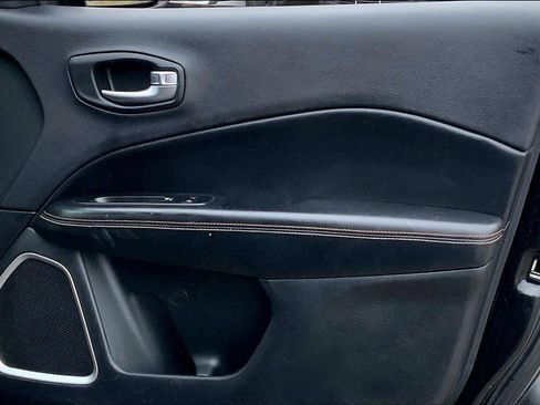 Used 2017 Jeep Compass Sport image 21