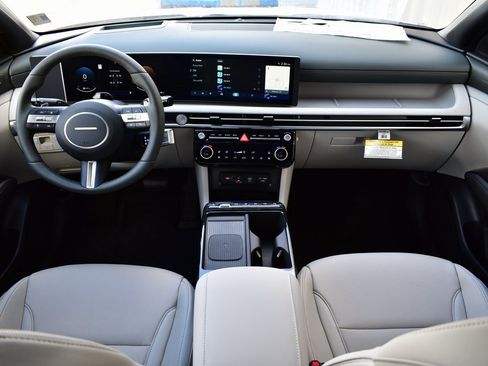 New 2026 Hyundai Tucson Limited image 36