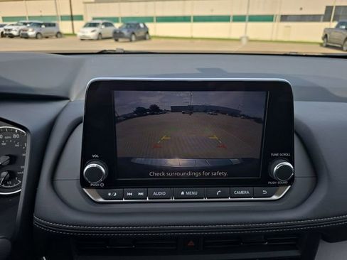 New 2026 Nissan Rogue SV FWD image 9