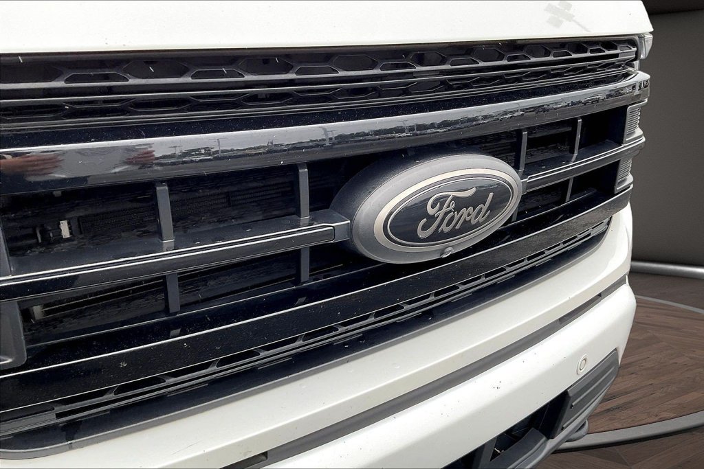 Used 2023 Ford F150 Platinum w/ Equipment Group 701A High AWD/4WD image 37