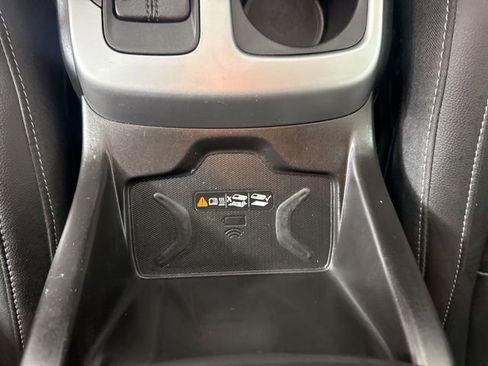 Used 2022 Chevrolet Colorado ZR2 image 39