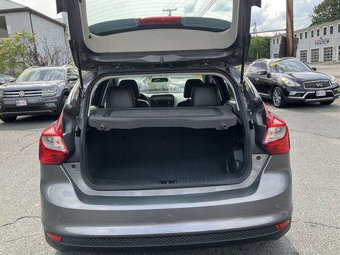 Used 2014 Ford Focus Titanium FWD image 11