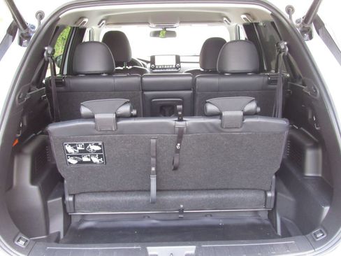 Used 2024 Mitsubishi Outlander 4WD Plug-In Hybrid image 22