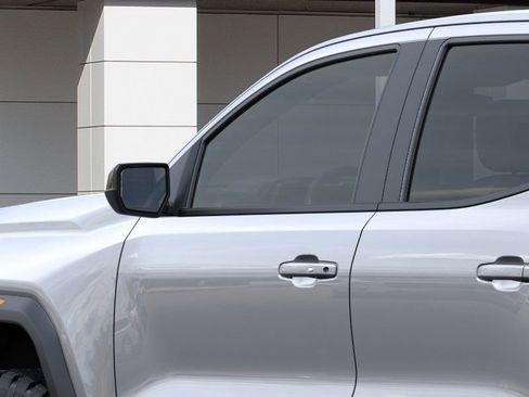 New 2026 GMC Canyon Elevation image 13