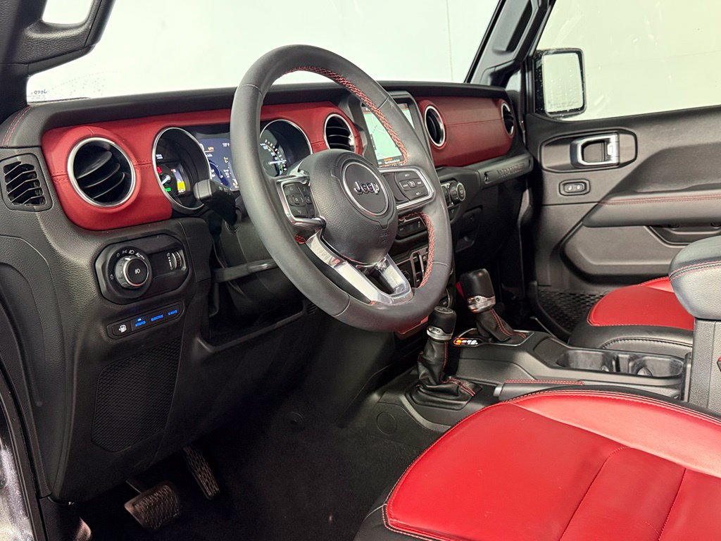 Used 2023 Jeep Wrangler Unlimited Rubicon 4xe AWD/4WD image 23