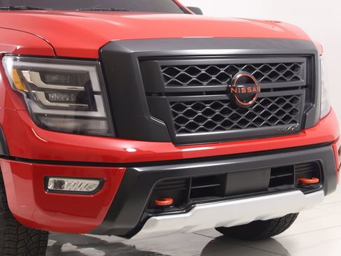 Used 2024 Nissan Titan PRO-4X w/ Off Road Protection Package image 40