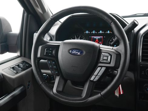 Used 2020 Ford F150 XLT w/ Equipment Group 302A Luxury AWD/4WD image 17