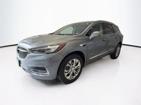 Used 2020 Buick Enclave Avenir w/ Avenir Technology Package AWD/4WD image 3