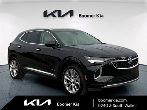 Used 2023 Buick Envision Avenir image 3