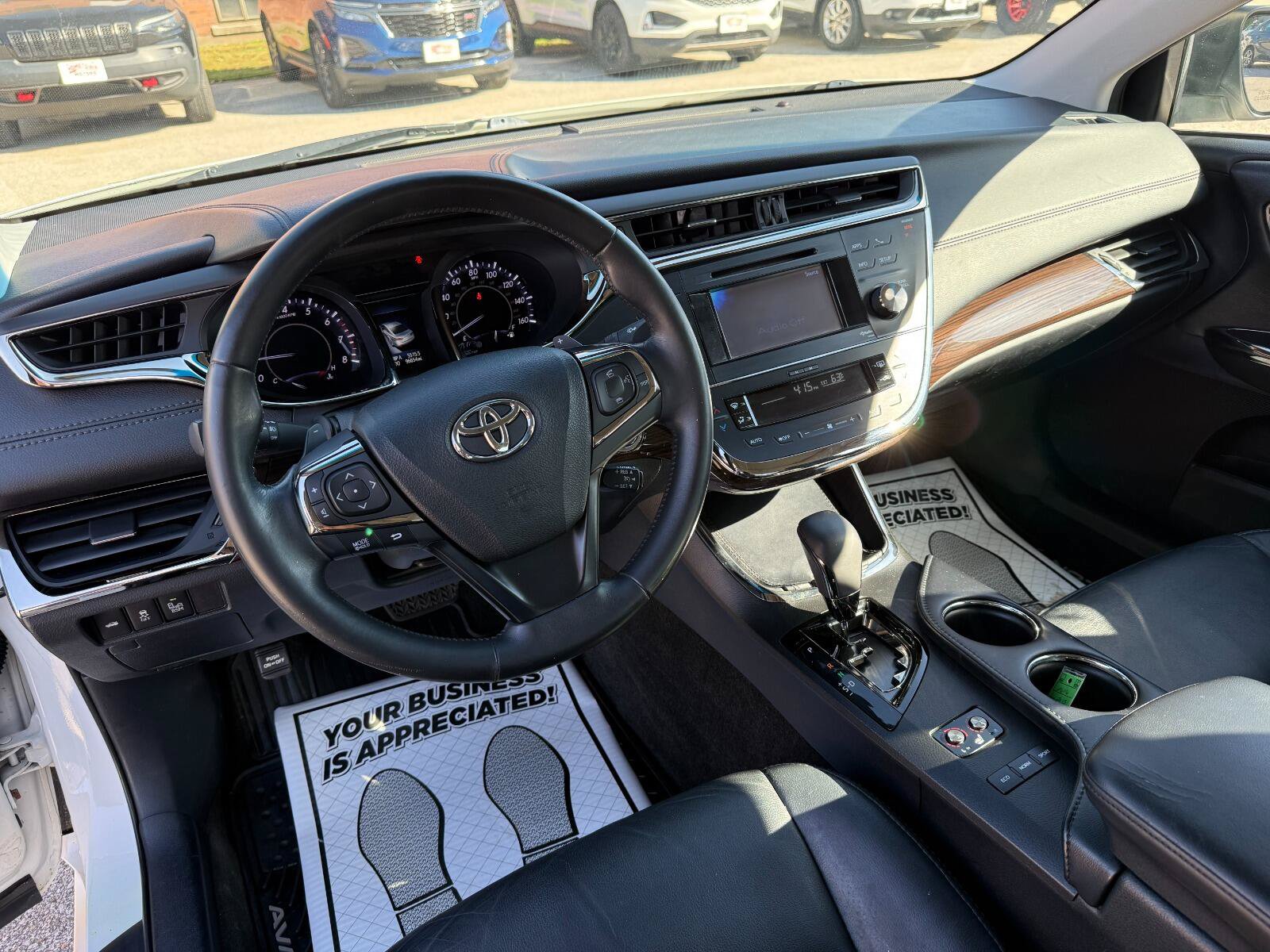 Used 2013 Toyota Avalon FWD image 11