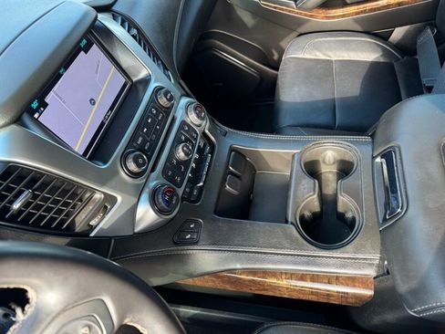 Used 2018 Chevrolet Tahoe LT image 22