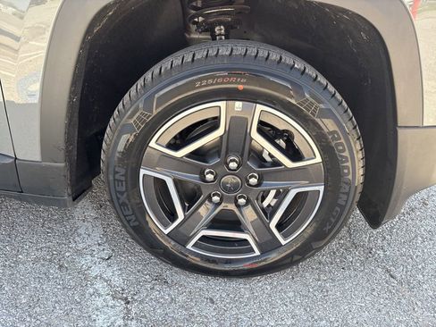 New 2026 Jeep Cherokee Laredo AWD/4WD image 37