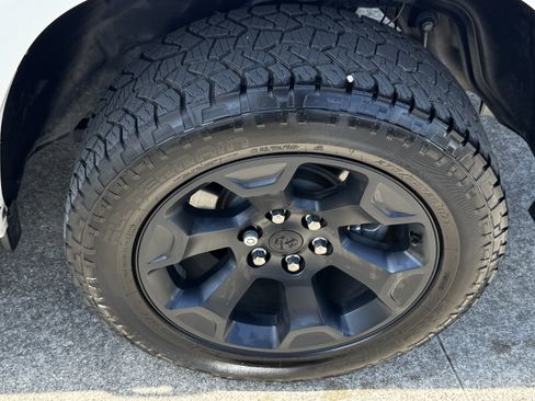 Used 2025 RAM 1500 Lone Star AWD/4WD image 9