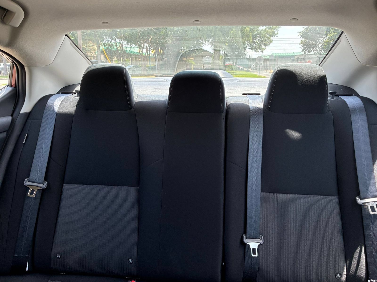 Used 2025 Nissan Sentra SV FWD image 35