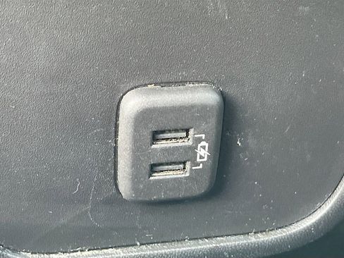 Used 2024 GMC Terrain AT4 w/ Tech Package image 27