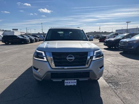Used 2024 Nissan Armada SL image 2