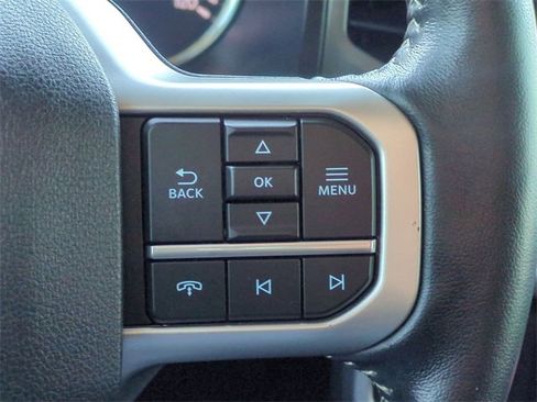 Certified 2023 Ford Expedition XLT image 26