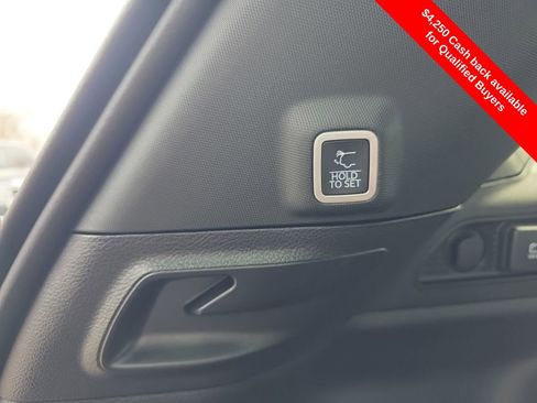 New 2025 Jeep Grand Cherokee Limited image 18