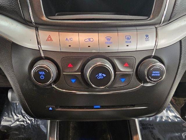 Used 2018 Dodge Journey SE w/ Connectivity Group FWD image 17