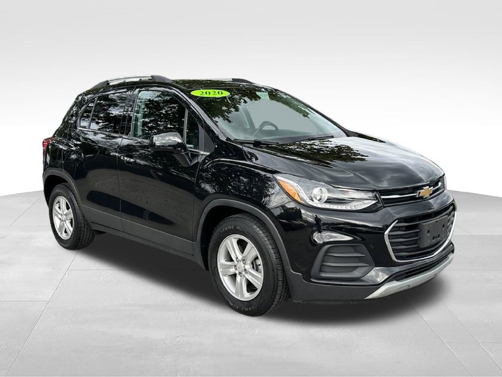 Used 2020 Chevrolet Trax LT w/ LT Convenience Package FWD image 1