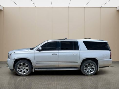 Used 2015 GMC Yukon XL Denali w/ Touring Package AWD/4WD image 6