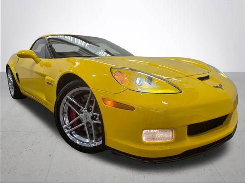 Used 2007 Chevrolet Corvette Z06 w/ Preferred Equipment Group RWD image 6