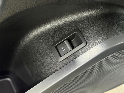 Certified 2023 Audi Q5 2.0T Premium w/ Convenience Package image 26