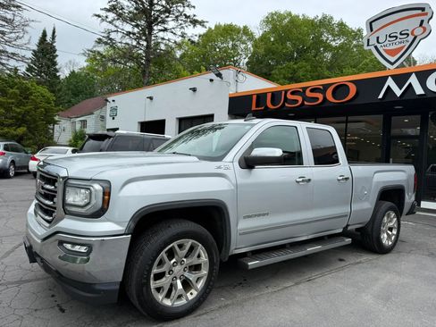 Used 2017 GMC Sierra 1500 SLT w/ SLT Premium Package AWD/4WD image 3