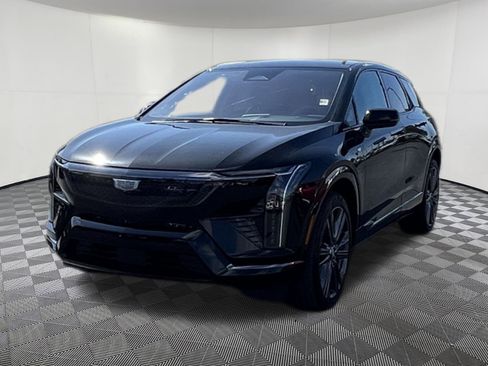 New 2025 Cadillac Optiq Sport 2 image 3