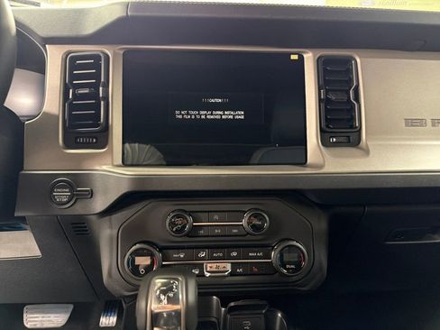 New 2025 Ford Bronco Outer Banks image 21