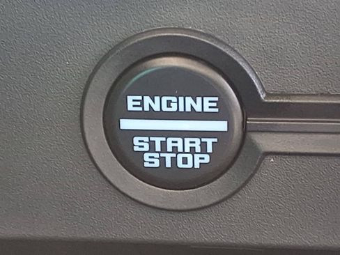 Used 2025 Ford Bronco Badlands AWD/4WD image 12