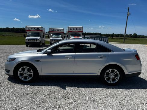 Used 2017 Ford Taurus SEL w/ Equipment Group 201A AWD/4WD image 6