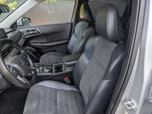 Used 2024 Mitsubishi Outlander SE FWD image 27