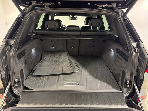 Used 2025 BMW X5 M60i w/ Climate Comfort Package image 29