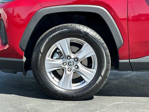 Used 2022 Toyota RAV4 XLE image 31