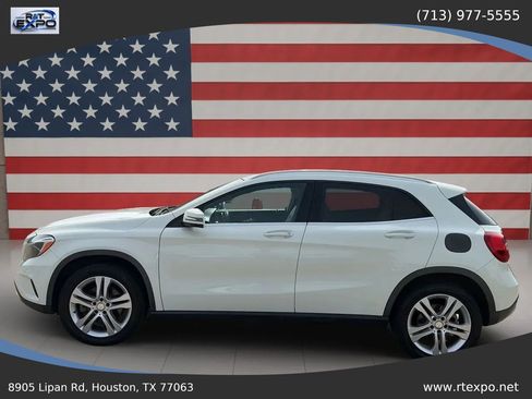 Used 2017 Mercedes-Benz GLA 250 w/ Premium Package image 6