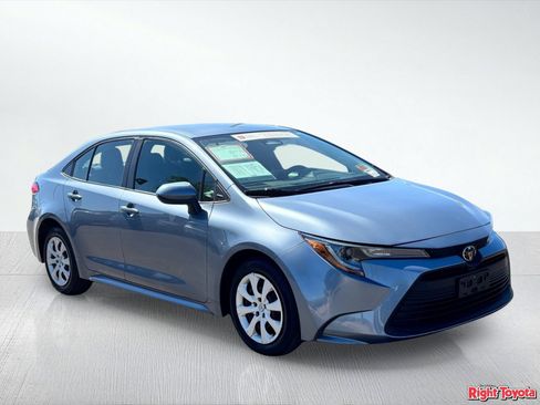 Certified 2024 Toyota Corolla LE FWD image 9